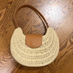Elegant Tan and Cream Woven Handbag